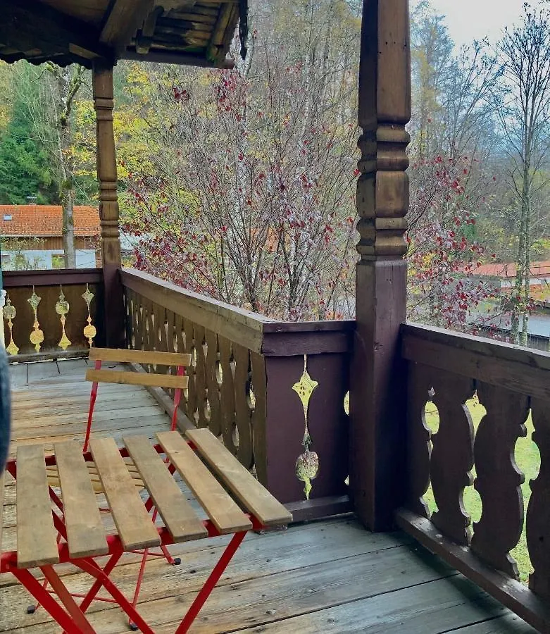 Apartment Edle Altbauwohnung Trifft Oberbayrisches Bergidyll Bayrischzell